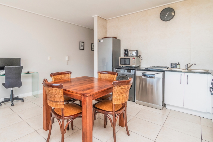 1 Bedroom Property for Sale in De Waterkant Western Cape